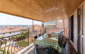 Cozy Apartment In Trogir With Wifi